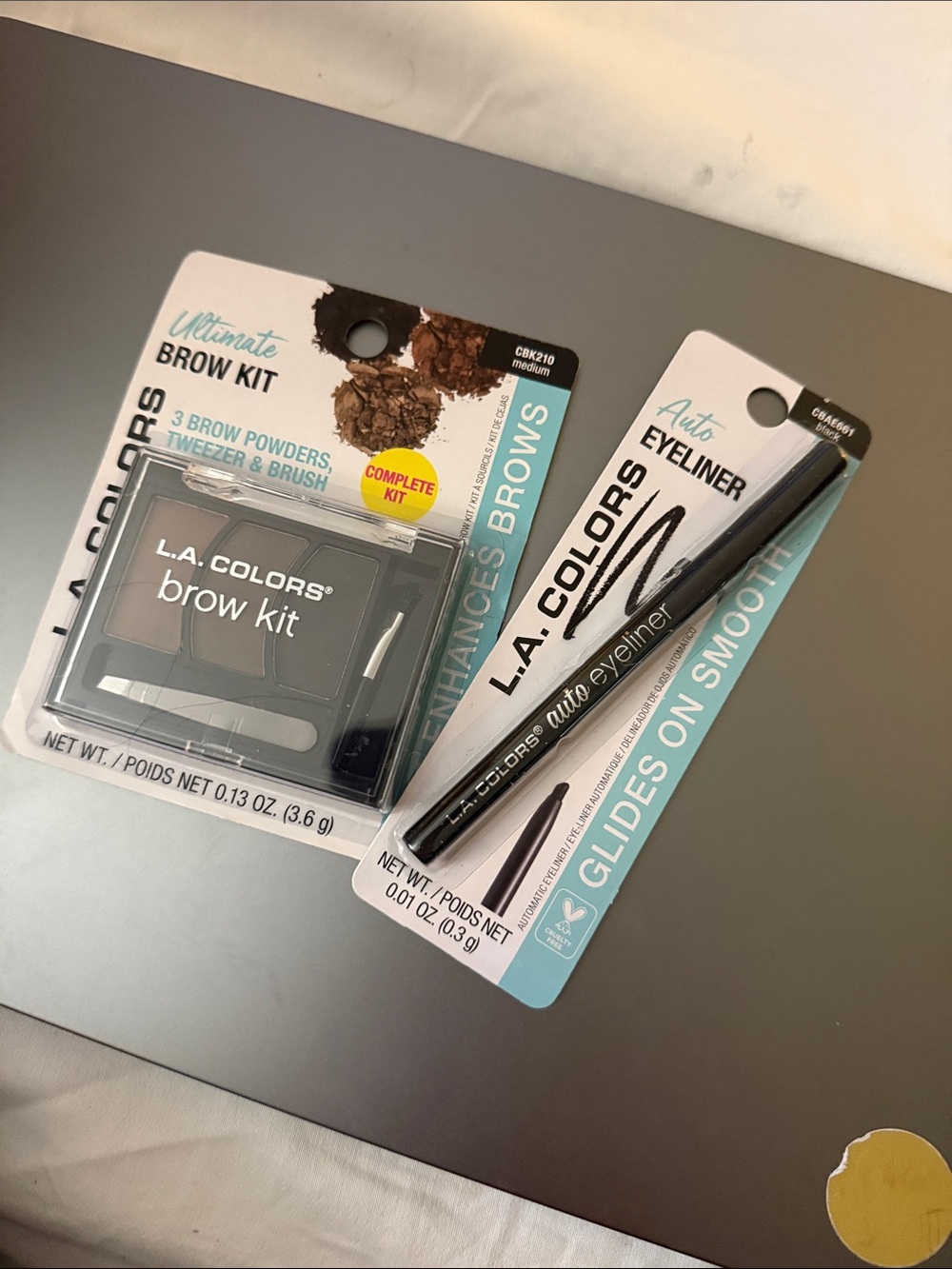 L.A. Colors Brow Kit & Auto Eyeliner - Brown and Black